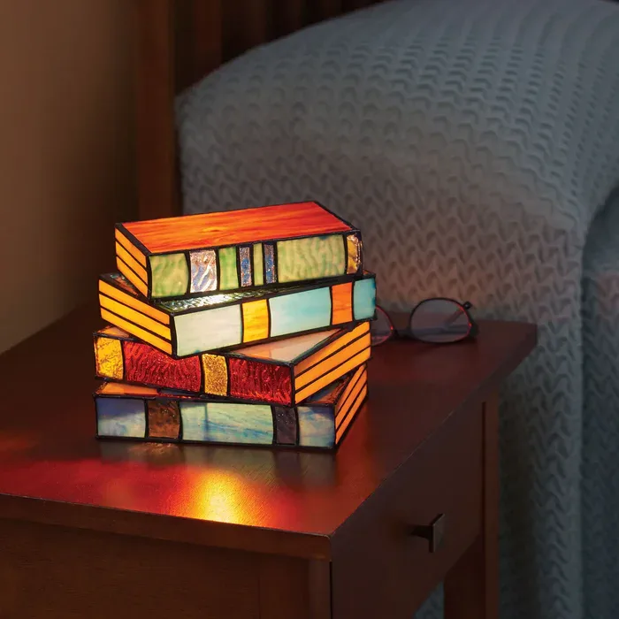 Stained glass lamp design