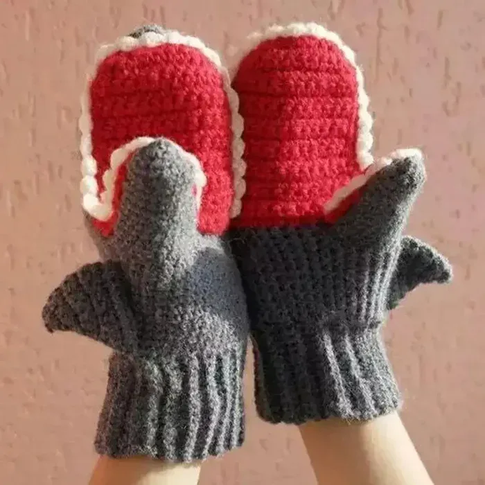 Glove Stretch Detail